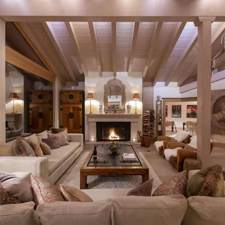 Veiled In Velvet Snow: A Chalet Retreat Apartment Kitzbuhel